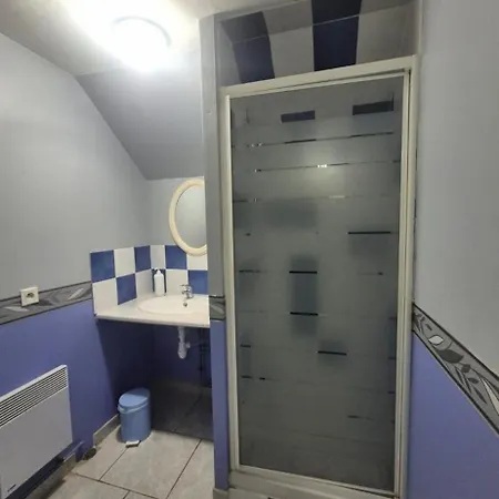 Le Grand Chêne Casa de Campo Montbizot