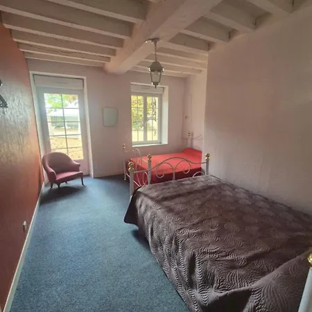 Le Grand Chêne * Montbizot