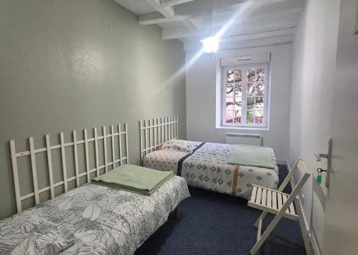 Le Grand Chêne * Montbizot