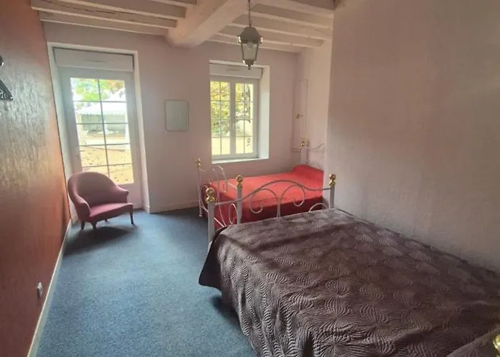 Le Grand Chêne * Montbizot